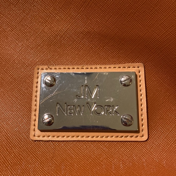 Beautiful (NWOT) JM New York purse.  💕💕💕 - Picture 7 of 10